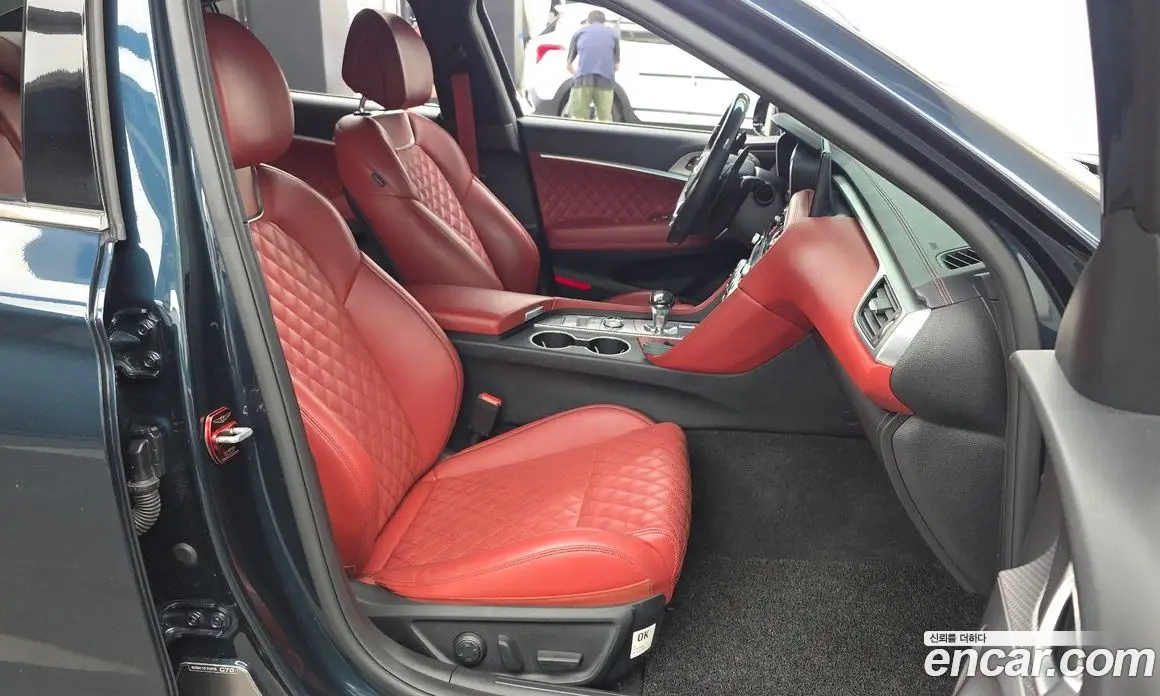 Genesis G70 2021 3.3 автомат (гидро), фото 17