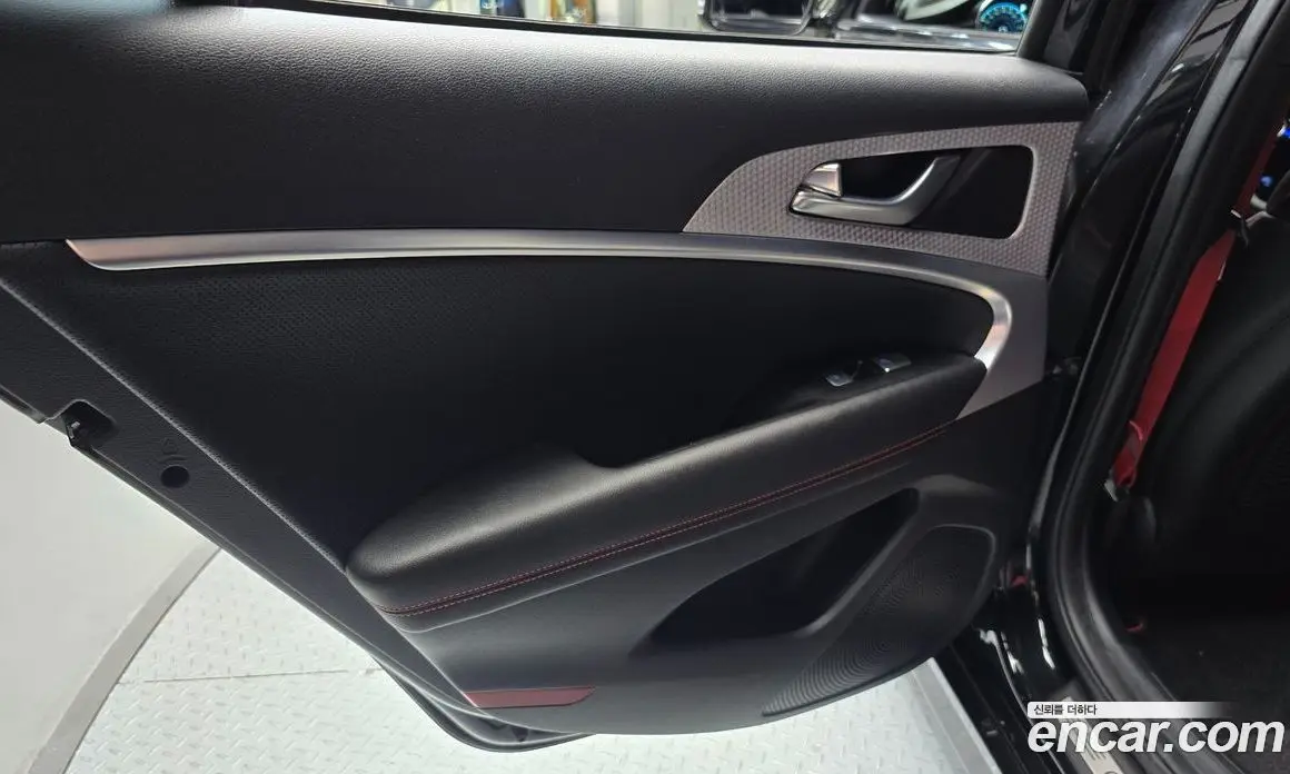 Genesis G70 2022 2.0 автомат (гидро), фото 15 Genesis G70 2022 2.0 автомат (гидро), фото 15