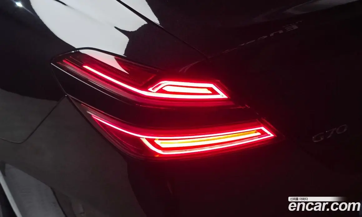 Genesis G70 2022 2.0 автомат (гидро), фото 9 Genesis G70 2022 2.0 автомат (гидро), фото 9