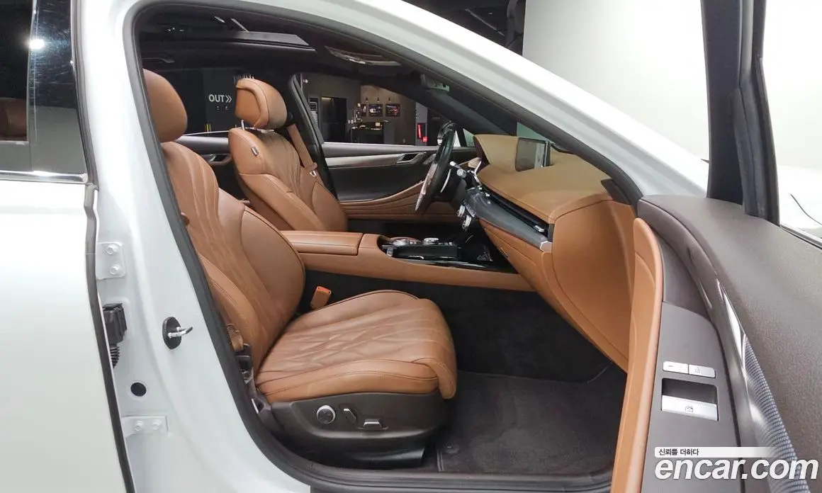 Genesis G80 2023 2.5 автомат (гидро), фото 12