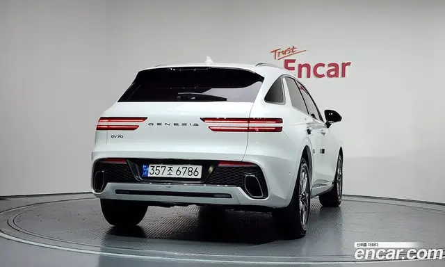 Genesis GV70 2023 2.5 автомат (гидро), миниатюра 3 Genesis GV70 2023 2.5 автомат (гидро), миниатюра 3