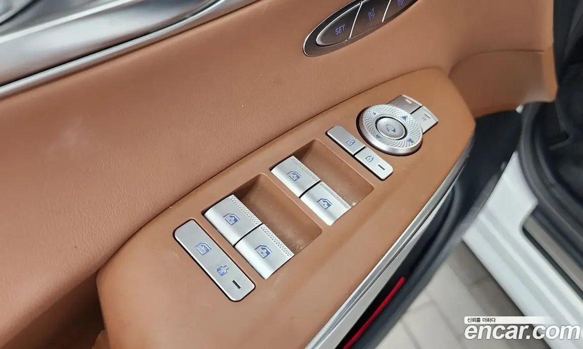 Genesis GV70 2023 2.5 автомат (гидро), фото 29 Genesis GV70 2023 2.5 автомат (гидро), фото 29