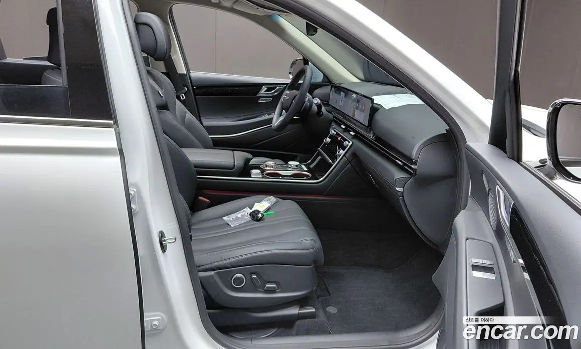 Genesis GV80 2024 2.5 автомат (гидро), фото 16 Genesis GV80 2024 2.5 автомат (гидро), фото 16