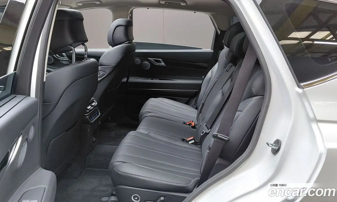 Genesis GV80 2024 2.5 автомат (гидро), фото 18 Genesis GV80 2024 2.5 автомат (гидро), фото 18