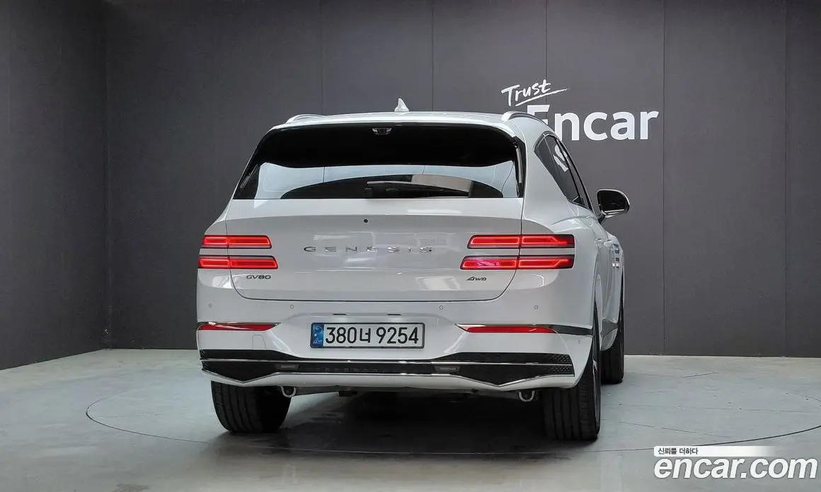 Genesis GV80 2024 2.5 автомат (гидро), фото 4 Genesis GV80 2024 2.5 автомат (гидро), фото 4