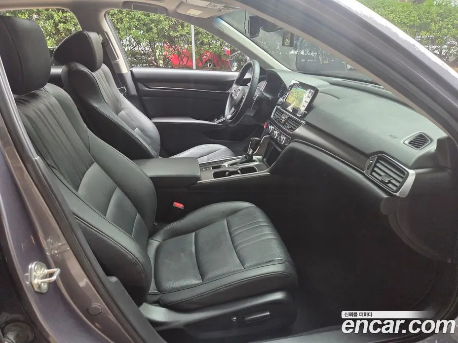 Honda Accord 2019 1.5 автомат (гидро), фото 15 Honda Accord 2019 1.5 автомат (гидро), фото 15