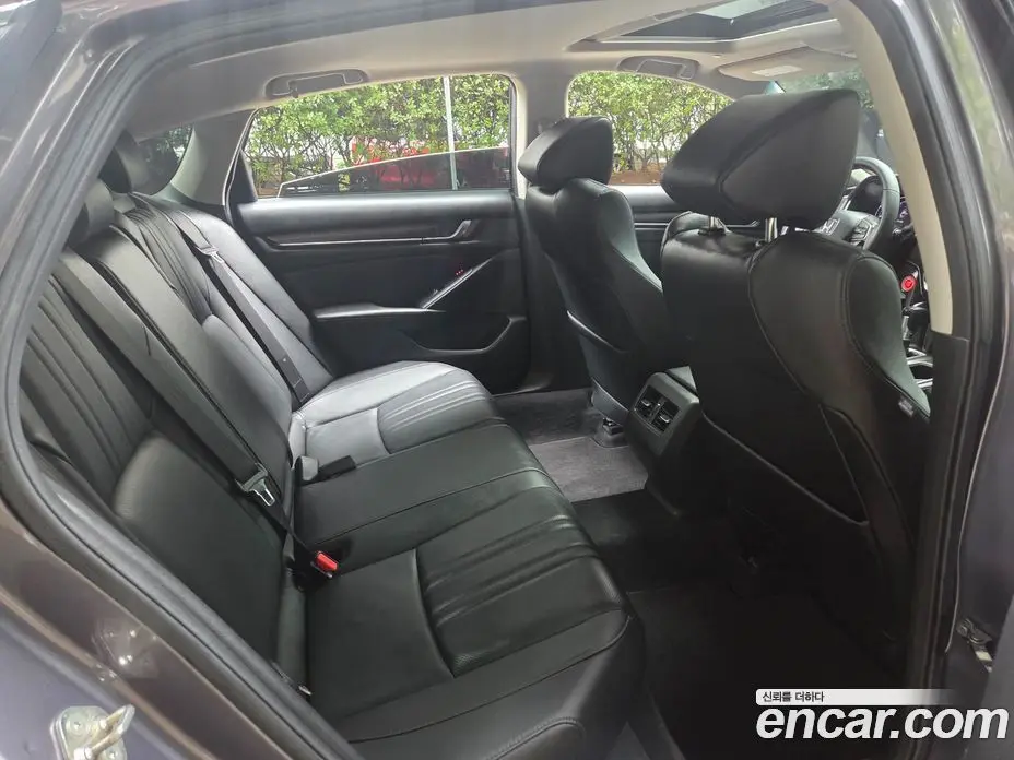 Honda Accord 2019 1.5 автомат (гидро), фото 17 Honda Accord 2019 1.5 автомат (гидро), фото 17