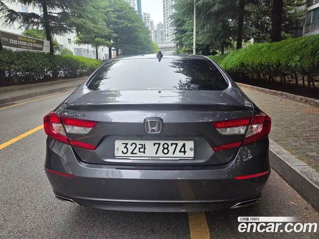 Honda Accord 2019 1.5 автомат (гидро), миниатюра 4 Honda Accord 2019 1.5 автомат (гидро), миниатюра 4