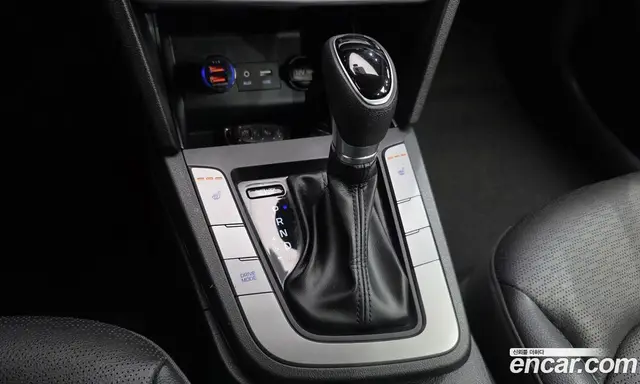 Hyundai Avante 2019 1.6 автомат (гидро), миниатюра 12