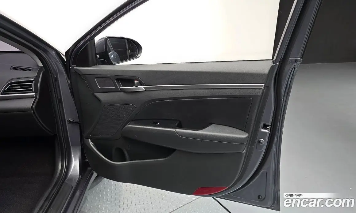 Hyundai Avante 2019 1.6 автомат (гидро), фото 14 Hyundai Avante 2019 1.6 автомат (гидро), фото 14