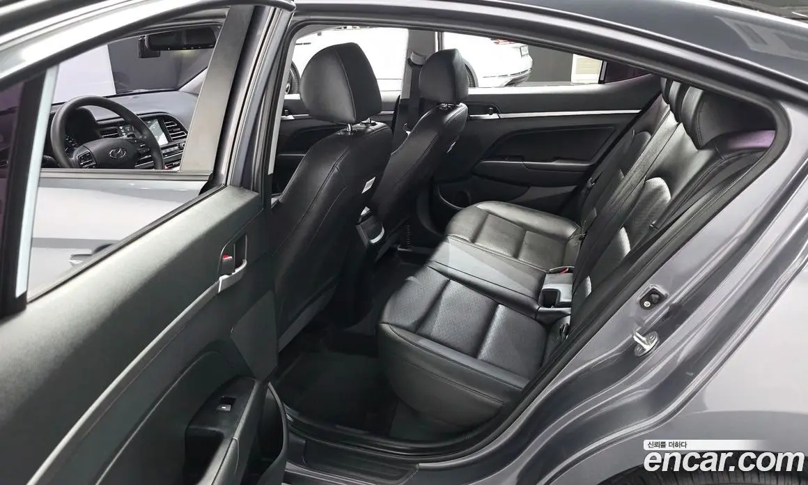 Hyundai Avante 2019 1.6 автомат (гидро), фото 18 Hyundai Avante 2019 1.6 автомат (гидро), фото 18