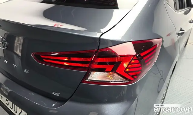 Hyundai Avante 2019 1.6 автомат (гидро), миниатюра 9 Hyundai Avante 2019 1.6 автомат (гидро), миниатюра 9