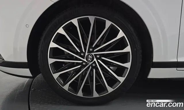 Hyundai Grandeur 2024 2.5 автомат (гидро), миниатюра 4 Hyundai Grandeur 2024 2.5 автомат (гидро), миниатюра 4