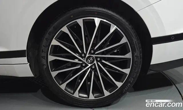 Hyundai Grandeur 2024 2.5 автомат (гидро), миниатюра 6 Hyundai Grandeur 2024 2.5 автомат (гидро), миниатюра 6