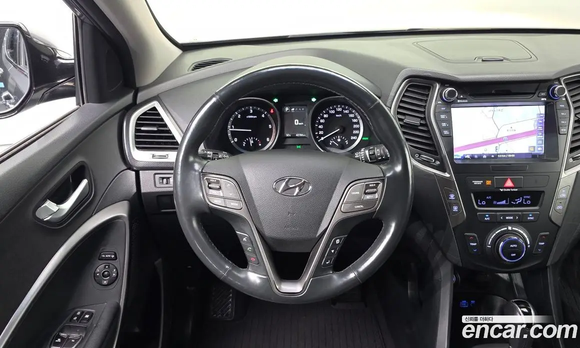 Hyundai Santa Fe 2016 2.0 автомат (гидро), фото 21 Hyundai Santa Fe 2016 2.0 автомат (гидро), фото 21