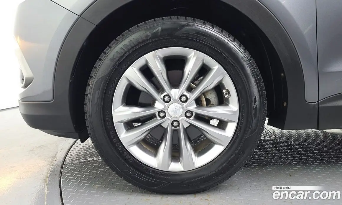 Hyundai Santa Fe 2016 2.0 автомат (гидро), фото 5 Hyundai Santa Fe 2016 2.0 автомат (гидро), фото 5