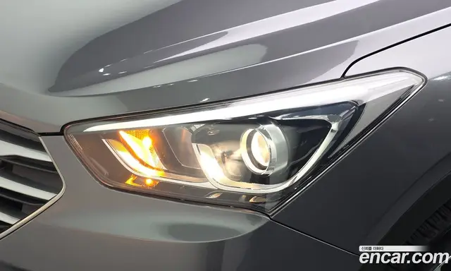 Hyundai Santa Fe 2016 2.0 автомат (гидро), миниатюра 8 Hyundai Santa Fe 2016 2.0 автомат (гидро), миниатюра 8