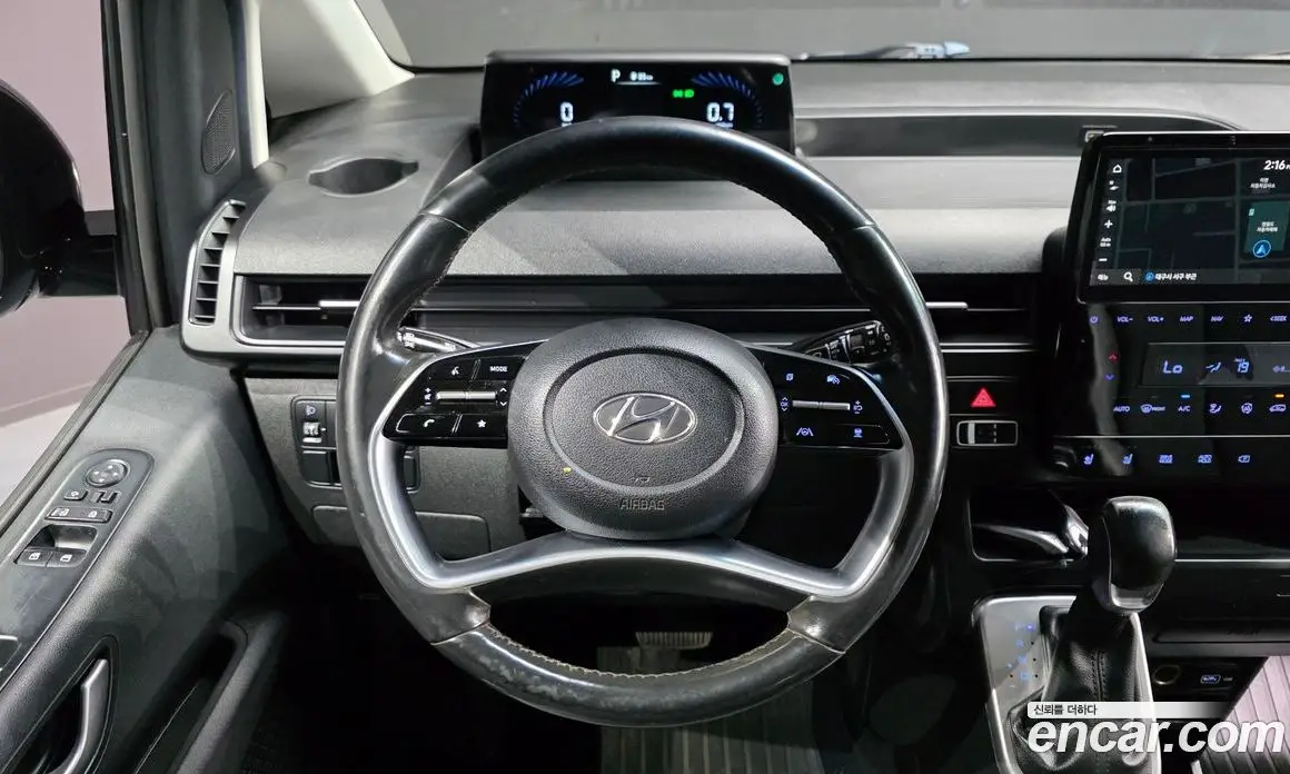 Hyundai Staria 2022 2.2 автомат (гидро), фото 13