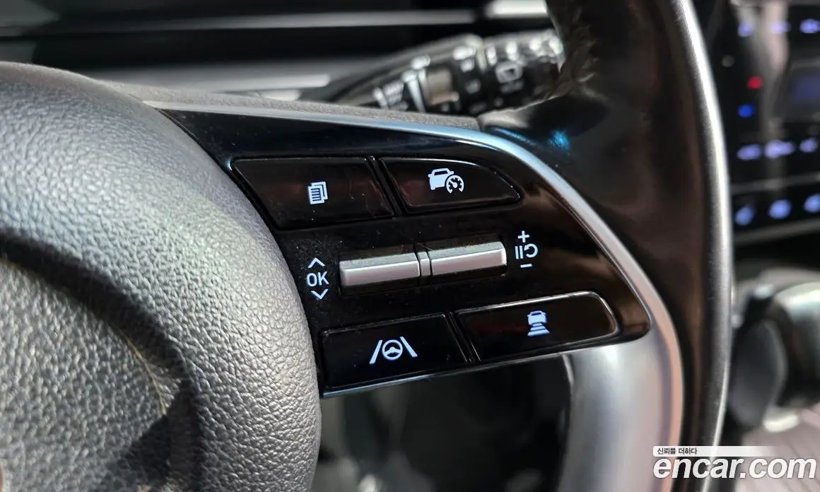 Hyundai Staria 2022 2.2 автомат (гидро), фото 14