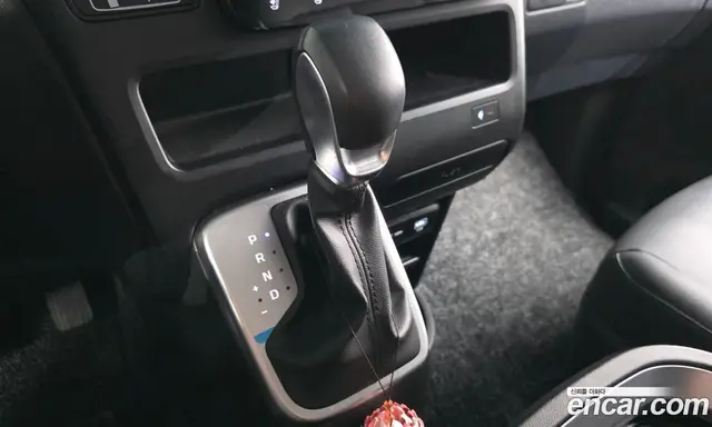 Hyundai Staria 2024 1.6 автомат (гидро), миниатюра 12