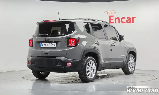 Jeep Renegade 2022 1.3 автомат (гидро), миниатюра 2 Jeep Renegade 2022 1.3 автомат (гидро), миниатюра 2