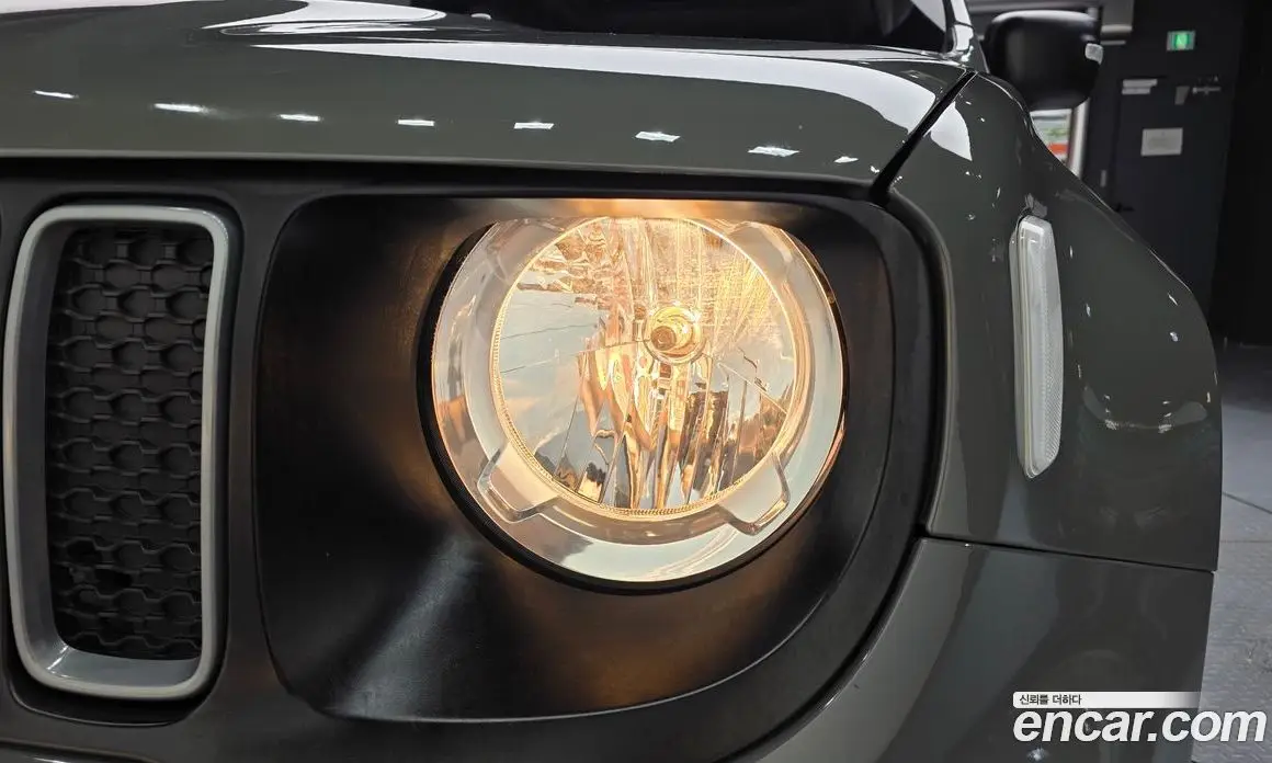 Jeep Renegade 2022 1.3 автомат (гидро), фото 8 Jeep Renegade 2022 1.3 автомат (гидро), фото 8