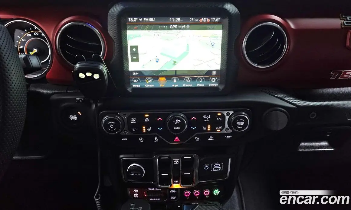 Jeep Wrangler 2023 2.0 автомат (гидро), фото 13