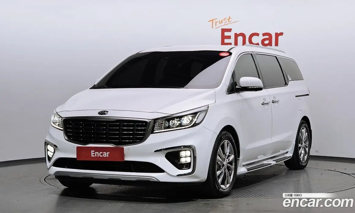 Kia Carnival 2020 3.3 автомат (гидро), фото 1 Kia Carnival 2020 3.3 автомат (гидро), фото 1