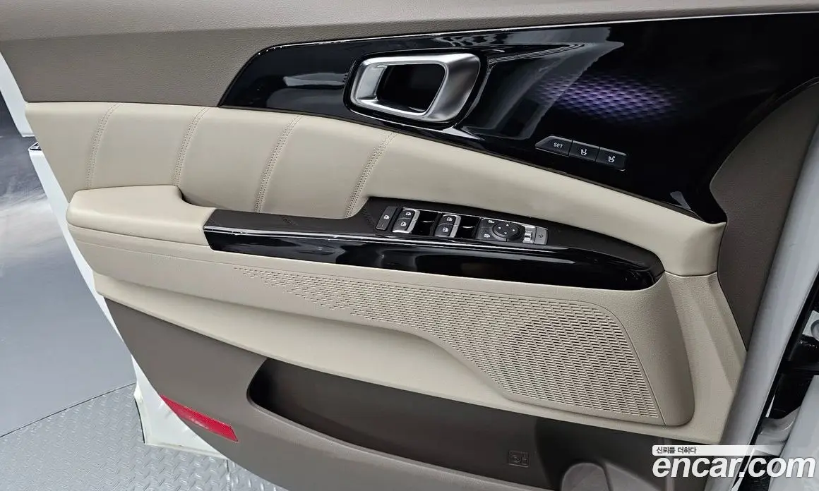 Kia Carnival 2021 2.2 автомат (гидро), фото 14 Kia Carnival 2021 2.2 автомат (гидро), фото 14
