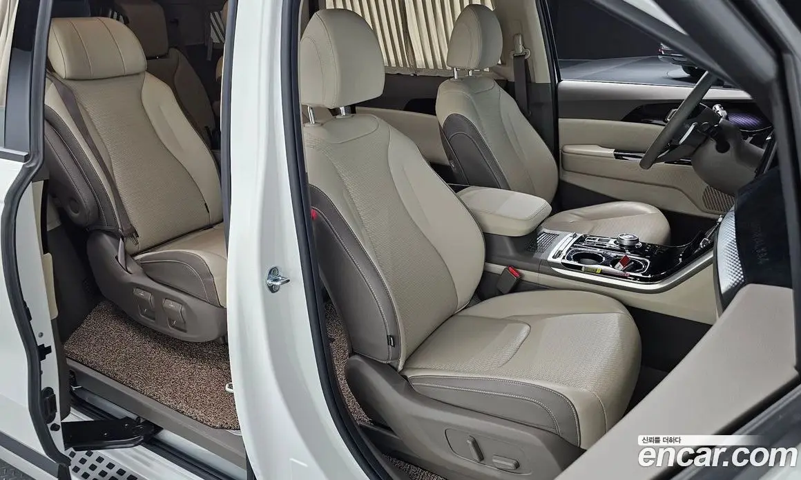 Kia Carnival 2021 2.2 автомат (гидро), фото 17 Kia Carnival 2021 2.2 автомат (гидро), фото 17