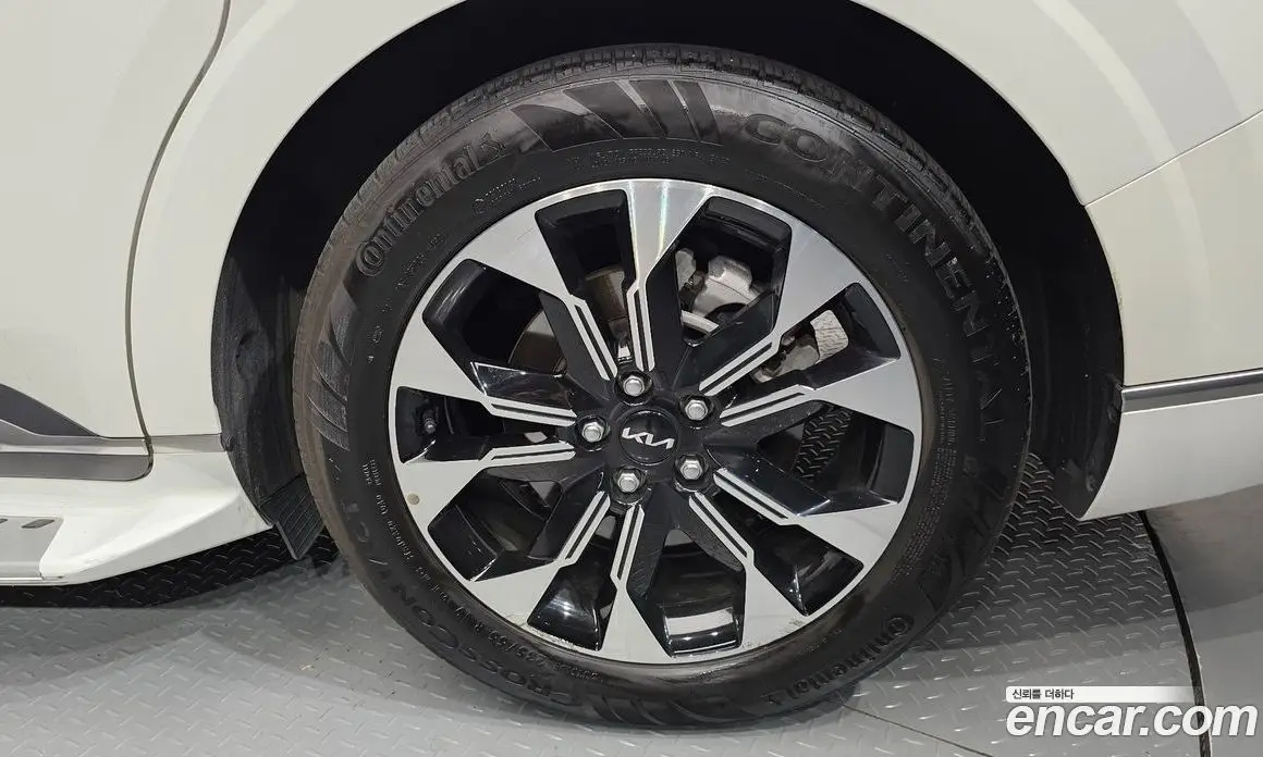Kia Carnival 2021 2.2 автомат (гидро), фото 7 Kia Carnival 2021 2.2 автомат (гидро), фото 7