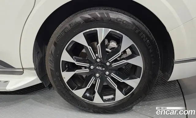 Kia Carnival 2021 2.2 автомат (гидро), миниатюра 7 Kia Carnival 2021 2.2 автомат (гидро), миниатюра 7