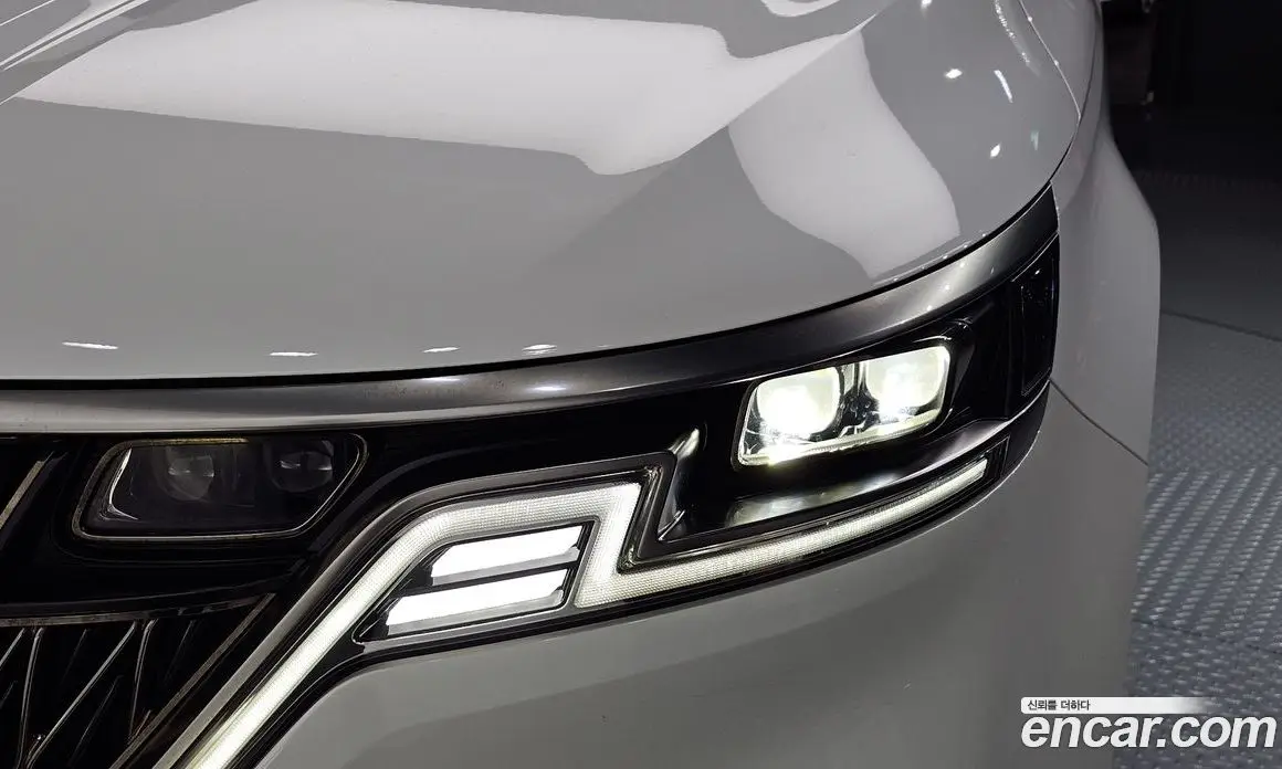 Kia Carnival 2021 2.2 автомат (гидро), фото 8 Kia Carnival 2021 2.2 автомат (гидро), фото 8
