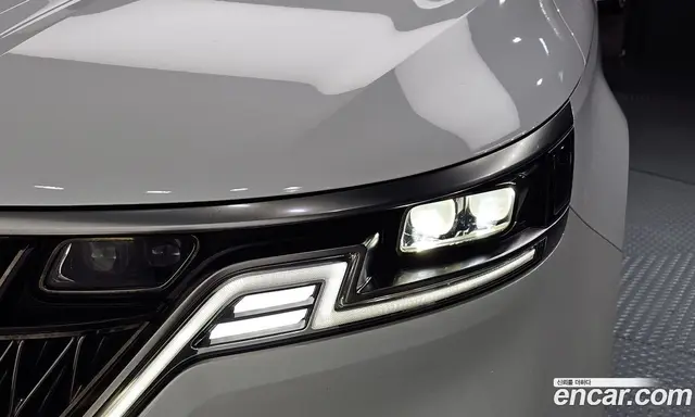 Kia Carnival 2021 2.2 автомат (гидро), миниатюра 8 Kia Carnival 2021 2.2 автомат (гидро), миниатюра 8