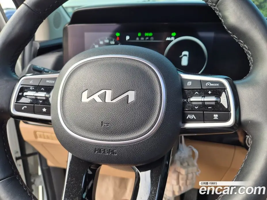 Kia Carnival 2022 2.2 автомат (гидро), фото 17 Kia Carnival 2022 2.2 автомат (гидро), фото 17