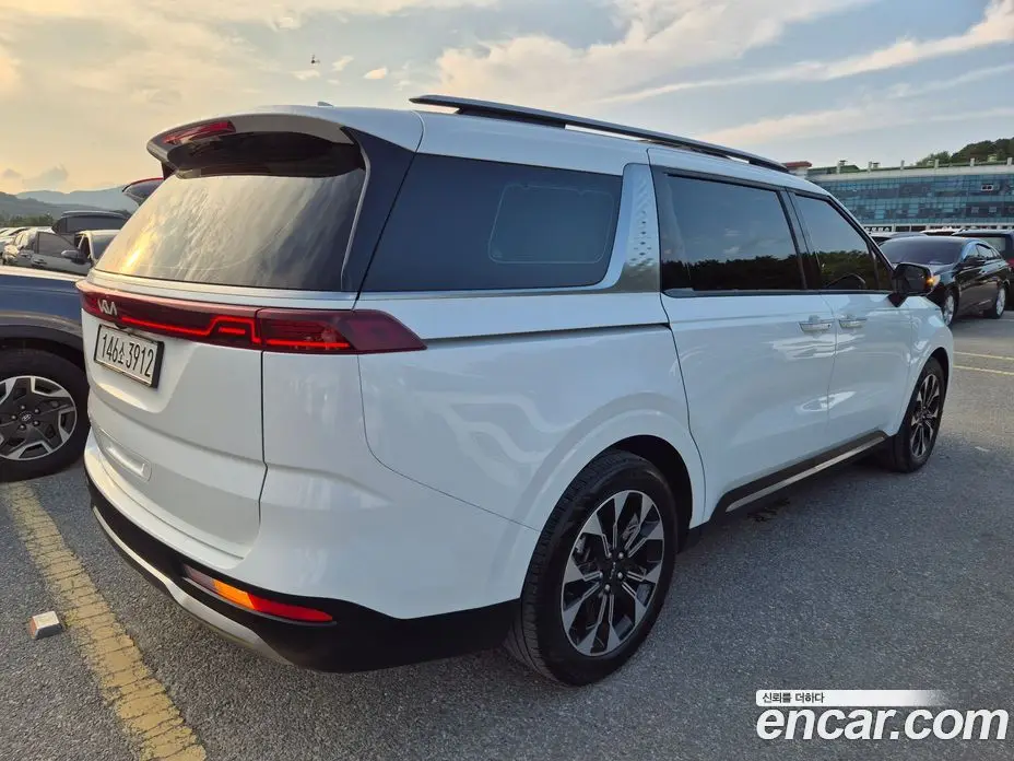 Kia Carnival 2022 2.2 автомат (гидро), фото 6 Kia Carnival 2022 2.2 автомат (гидро), фото 6