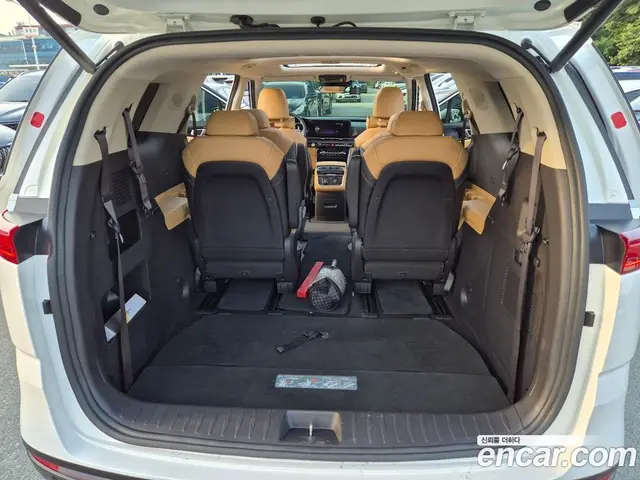 Kia Carnival 2022 2.2 автомат (гидро), миниатюра 9 Kia Carnival 2022 2.2 автомат (гидро), миниатюра 9