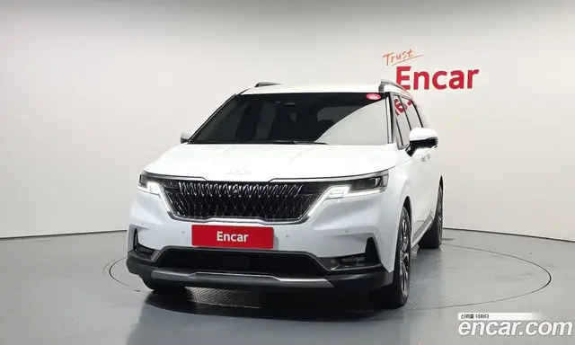 Kia Carnival 2023 3.5 автомат (гидро), миниатюра 3 Kia Carnival 2023 3.5 автомат (гидро), миниатюра 3