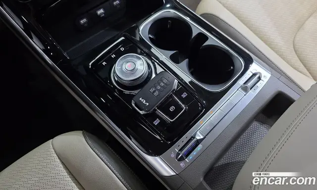 Kia Carnival 2023 3.5 автомат (гидро), миниатюра 9 Kia Carnival 2023 3.5 автомат (гидро), миниатюра 9