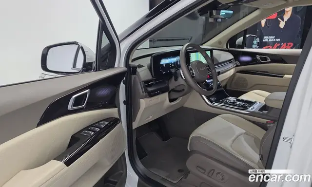 Kia Carnival 2023 3.5 автомат (гидро), миниатюра 10 Kia Carnival 2023 3.5 автомат (гидро), миниатюра 10