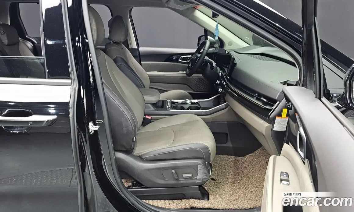 Kia Carnival 2025 1.6 автомат (гидро), фото 15 Kia Carnival 2025 1.6 автомат (гидро), фото 15
