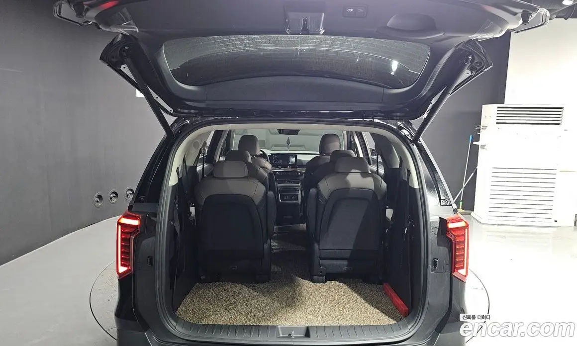Kia Carnival 2025 1.6 автомат (гидро), фото 25 Kia Carnival 2025 1.6 автомат (гидро), фото 25