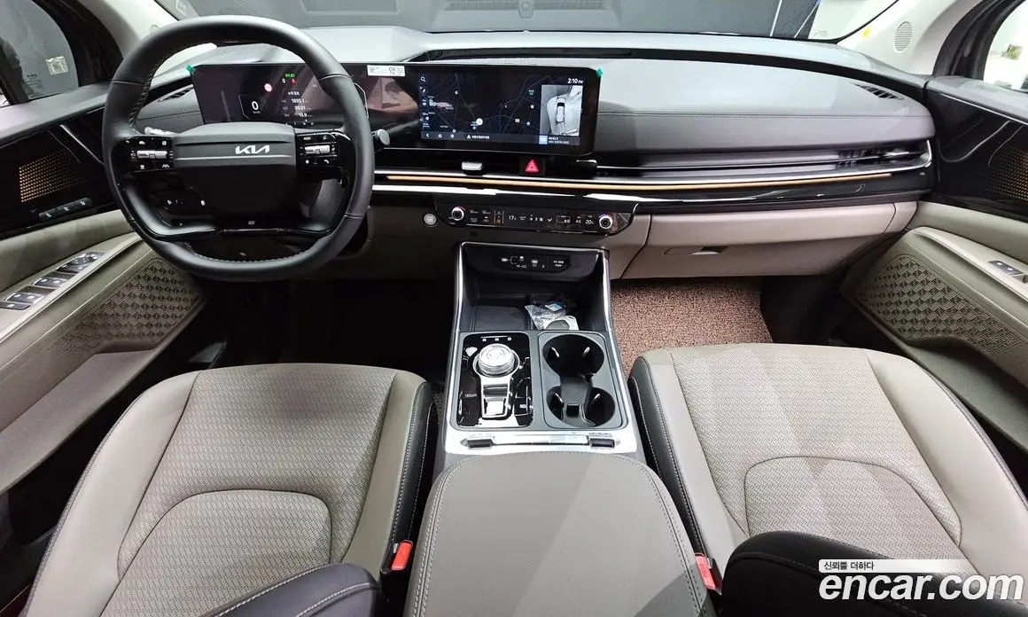 Kia Carnival 2025 1.6 автомат (гидро), фото 9 Kia Carnival 2025 1.6 автомат (гидро), фото 9