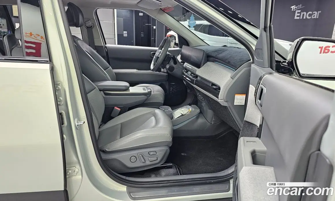Kia EV3 2025 0.2 автомат (гидро), фото 16 Kia EV3 2025 0.2 автомат (гидро), фото 16
