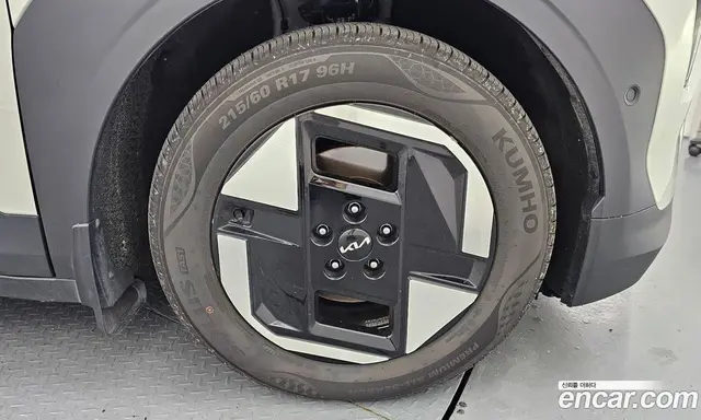 Kia EV3 2025 0.2 автомат (гидро), миниатюра 4 Kia EV3 2025 0.2 автомат (гидро), миниатюра 4