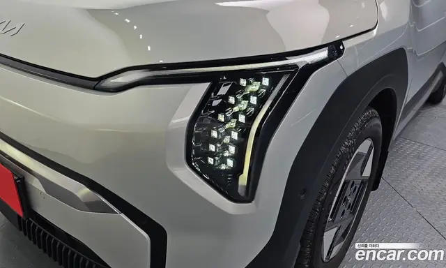 Kia EV3 2025 0.2 автомат (гидро), миниатюра 7 Kia EV3 2025 0.2 автомат (гидро), миниатюра 7