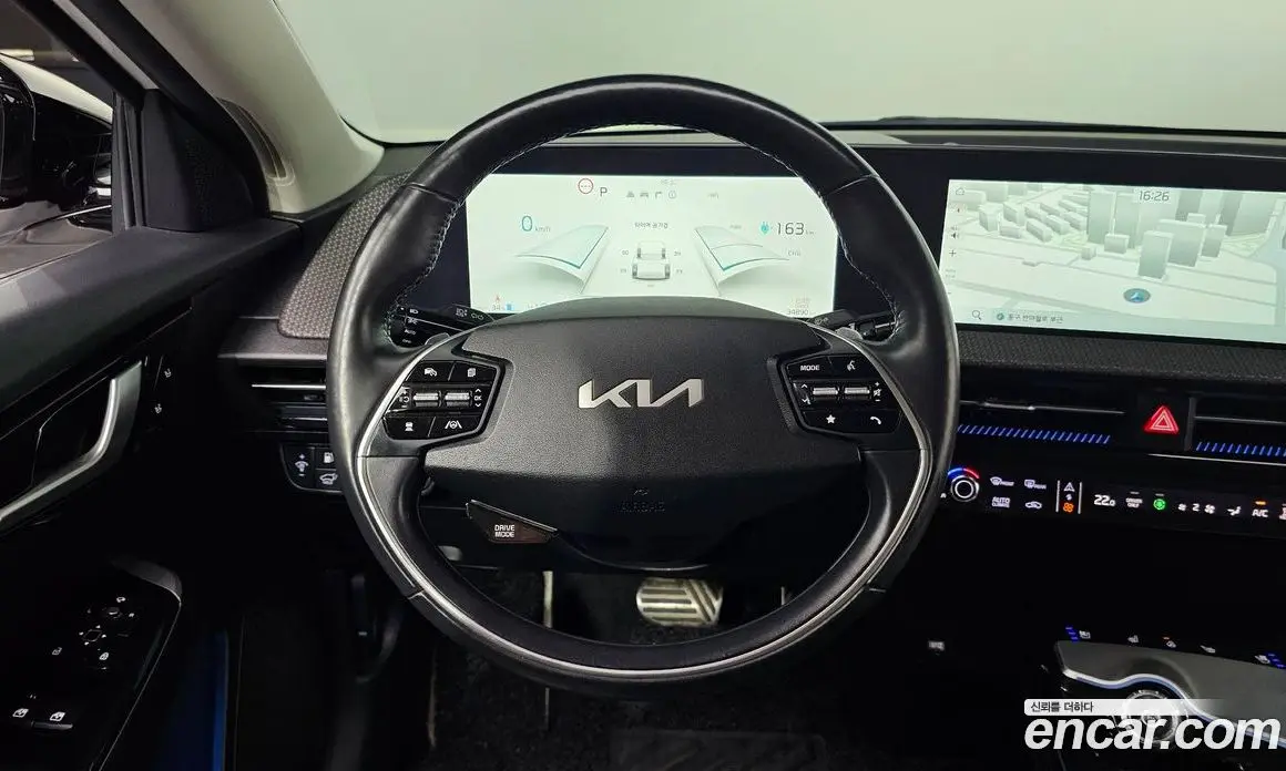 Kia EV6 2024 0.1 автомат (гидро), фото 13