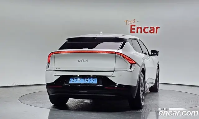Kia EV6 2024 0.1 автомат (гидро), миниатюра 4