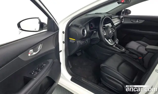 Kia K3 2020 1.6 автомат (гидро), миниатюра 10 Kia K3 2020 1.6 автомат (гидро), миниатюра 10