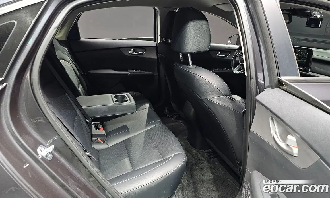 Kia K3 2020 1.6 автомат (гидро), фото 12 Kia K3 2020 1.6 автомат (гидро), фото 12